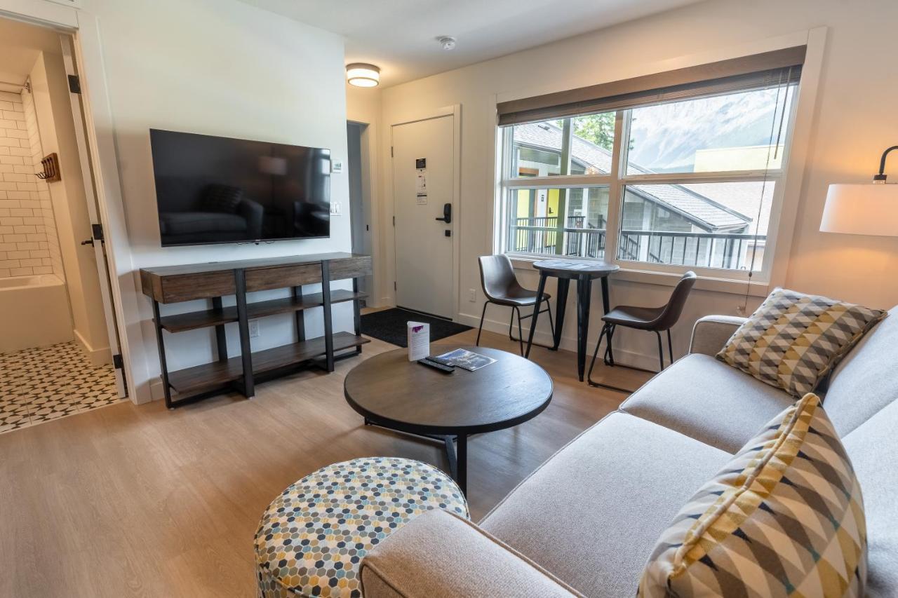 Basecamp Suites Canmore Exterior foto